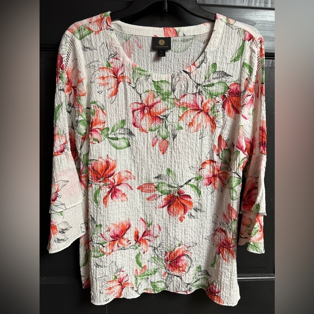 JM Collection White & Floral Design Textured 3/4 Sleeve Blouse Women’s Size PL